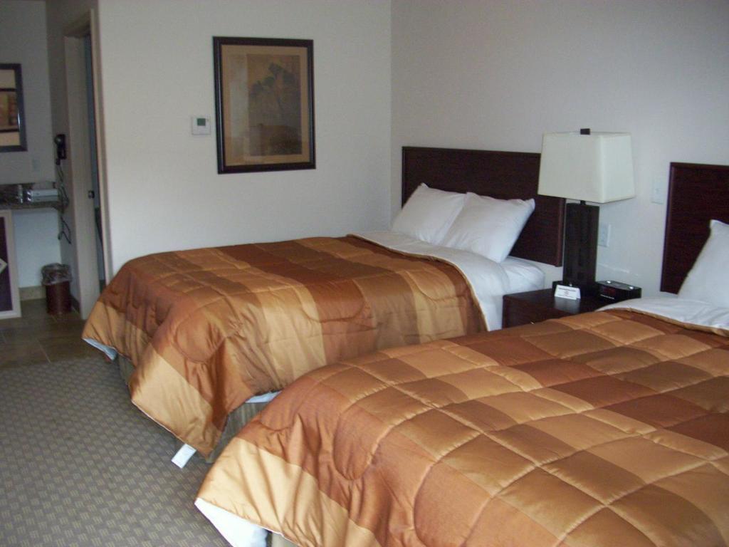 Price Pointe Inn Waukesha Exterior photo